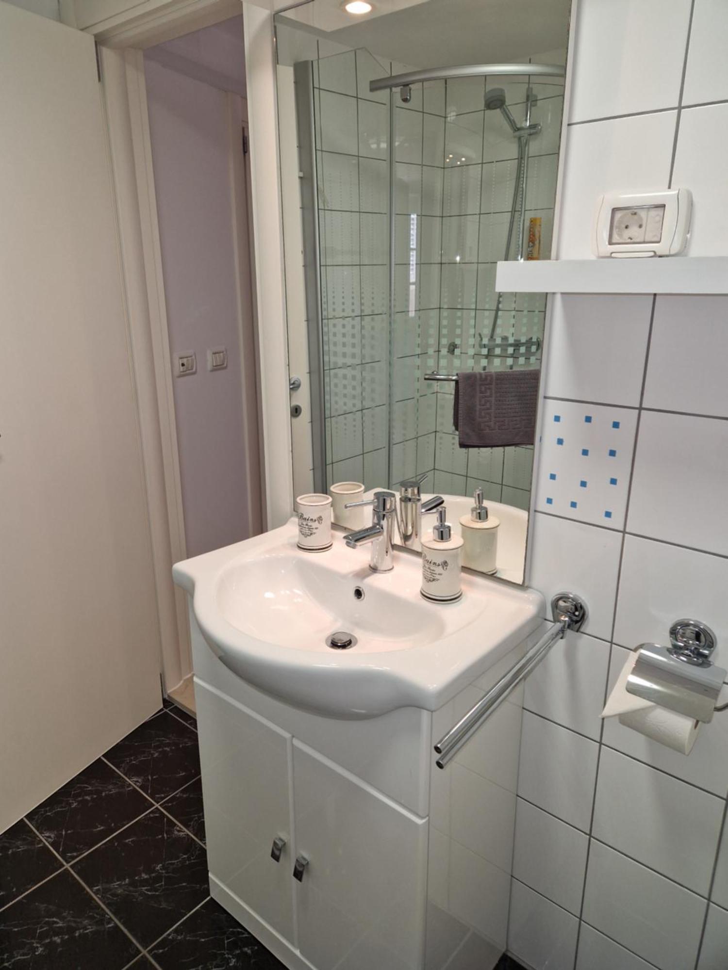 Diana Apartment *